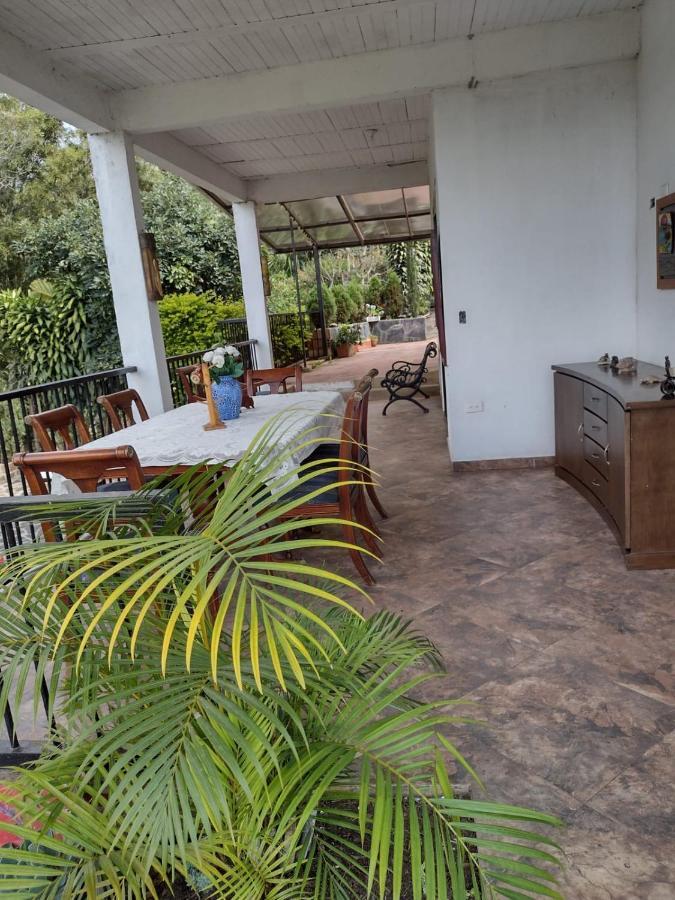 Finca Exclusividad Familiar O Grupo De Amigos Capacidad Hasta 12 Personas Calles En Placa Huella, Caminata Ecologica Alban  Eksteriør billede